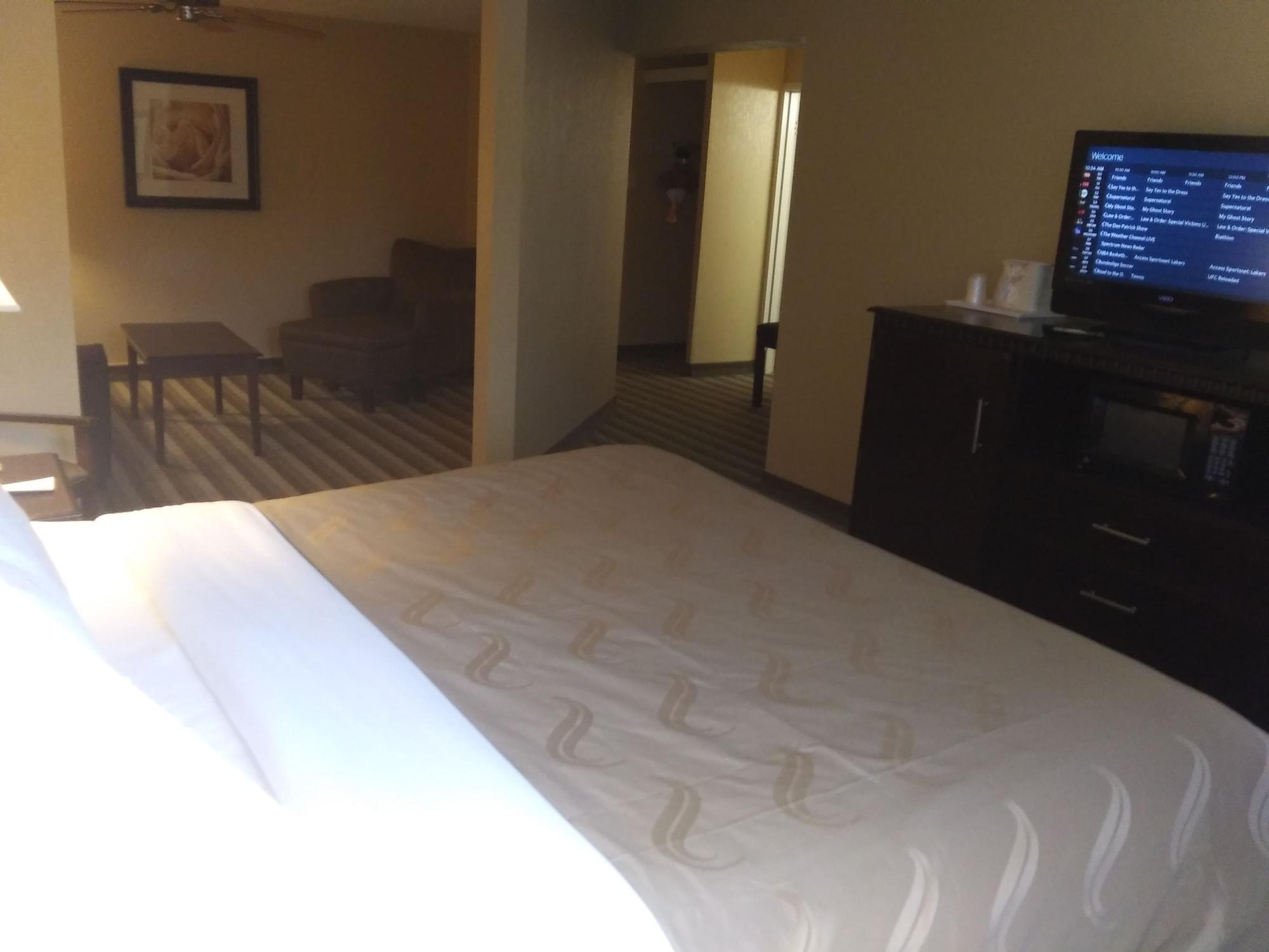 Quality Inn And Suites Fairgrounds - Syracuse Seneca Knolls Dış mekan fotoğraf