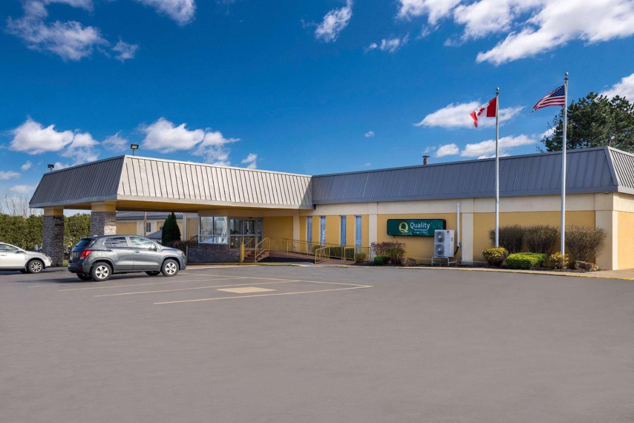 Quality Inn And Suites Fairgrounds - Syracuse Seneca Knolls Dış mekan fotoğraf
