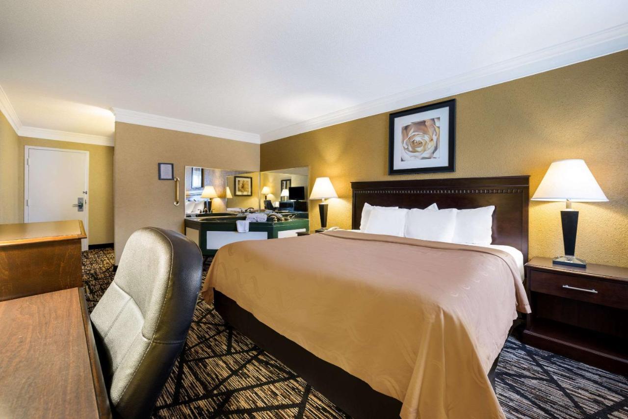 Quality Inn And Suites Fairgrounds - Syracuse Seneca Knolls Dış mekan fotoğraf