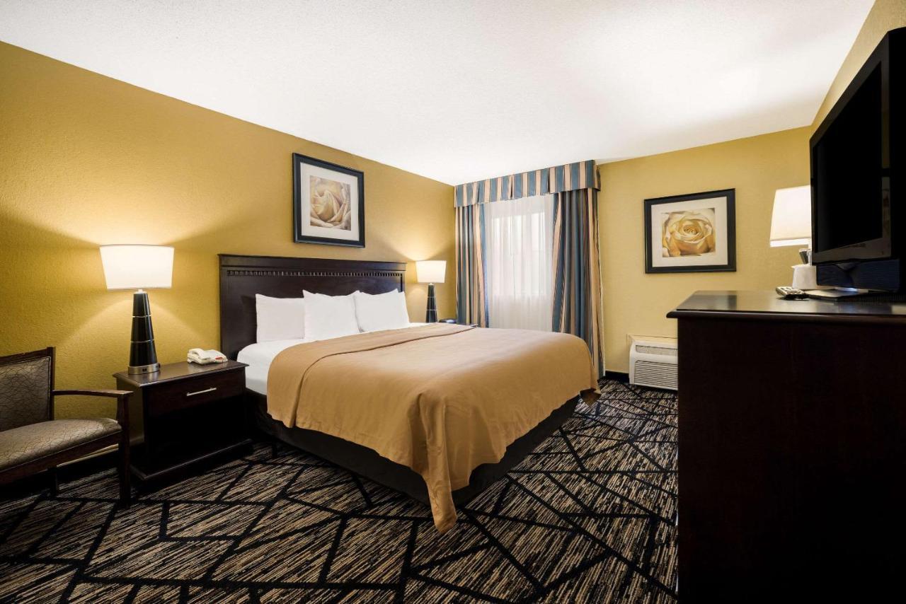 Quality Inn And Suites Fairgrounds - Syracuse Seneca Knolls Dış mekan fotoğraf
