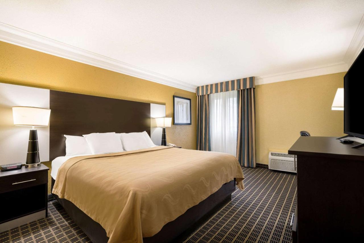Quality Inn And Suites Fairgrounds - Syracuse Seneca Knolls Dış mekan fotoğraf